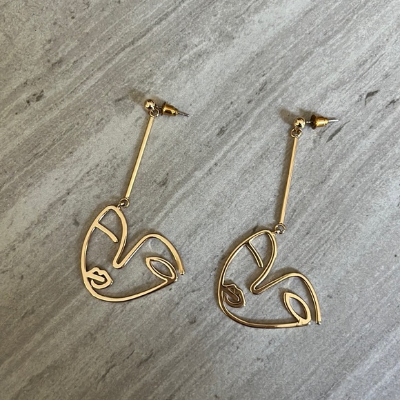 Gold face drop earrings - Picture 1 of 2